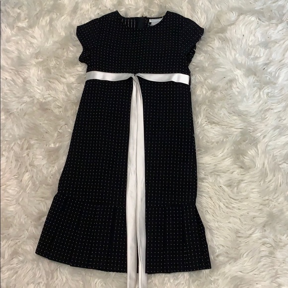 children’s dress - Picture 1 of 1